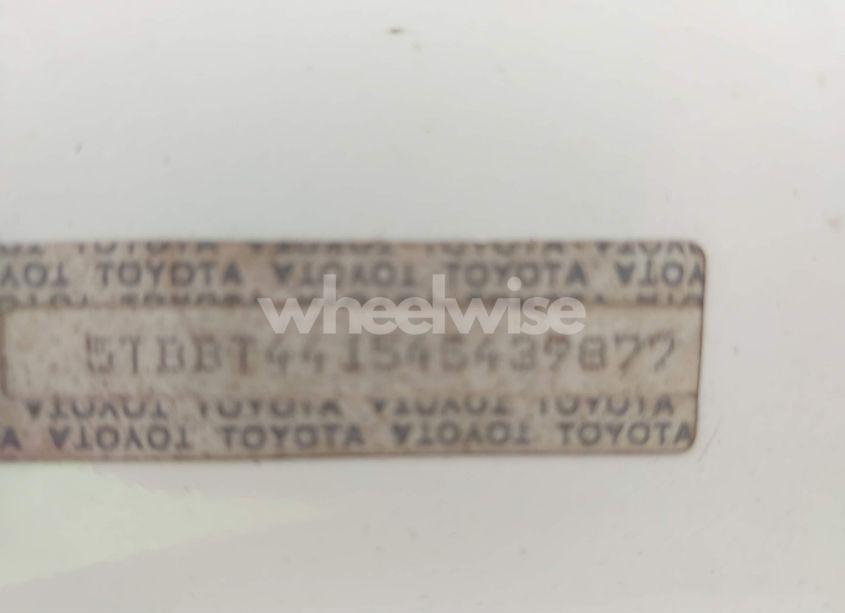 Photo 9 of 2004 Toyota Tundra SR5 V8 (VIN 5TBBT44154S439877)