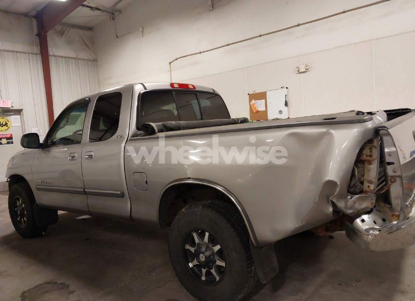 Photo 15 of 2005 Toyota Tundra SR5 V8 (VIN 5TBBT44155S459077)
