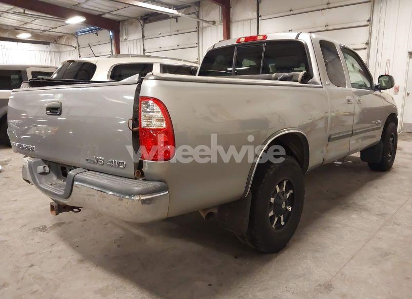 Photo 4 of 2005 Toyota Tundra SR5 V8 (VIN 5TBBT44155S459077)