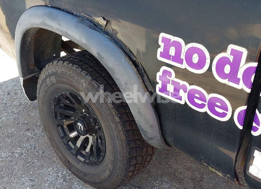 Photo 12 of 2000 Toyota Tundra SR5 V8 (VIN 5TBBT4415YS059170)