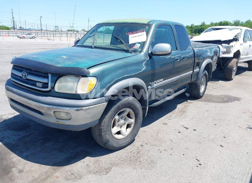 Photo 2 of 2001 Toyota Tundra SR5 V8 (VIN 5TBBT44161S146937)
