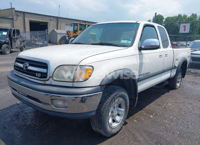Photo 2 of 2002 Toyota Tundra SR5 V8 (VIN 5TBBT44162S229625)