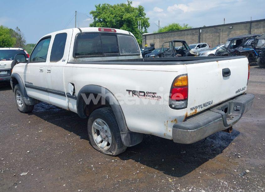 Photo 3 of 2002 Toyota Tundra SR5 V8 (VIN 5TBBT44162S229625)
