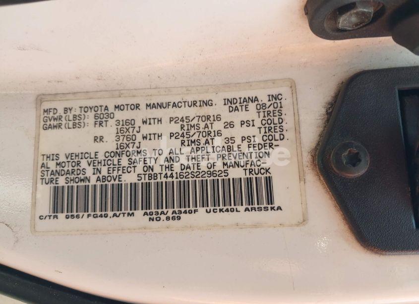 Photo 9 of 2002 Toyota Tundra SR5 V8 (VIN 5TBBT44162S229625)