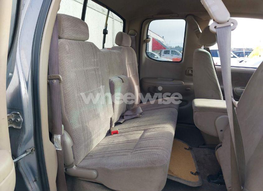 Photo 8 of 2002 Toyota Tundra SR5 V8 (VIN 5TBBT44162S310544)