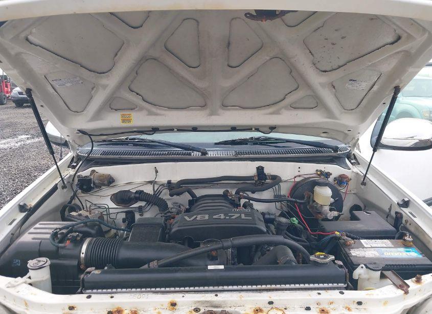 Photo 10 of 2005 Toyota Tundra SR5 V8 (VIN 5TBBT44165S465146)