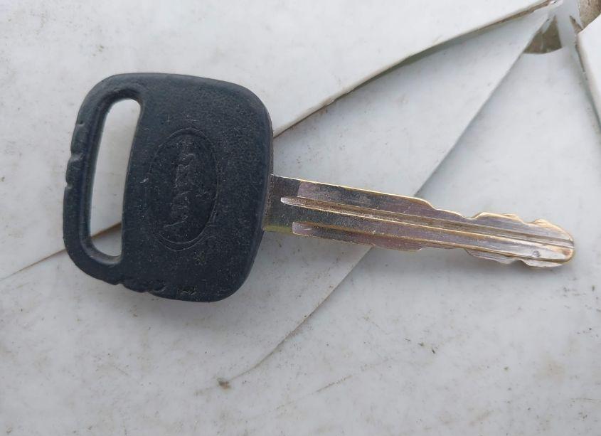 Photo 11 of 2005 Toyota Tundra SR5 V8 (VIN 5TBBT44165S465146)