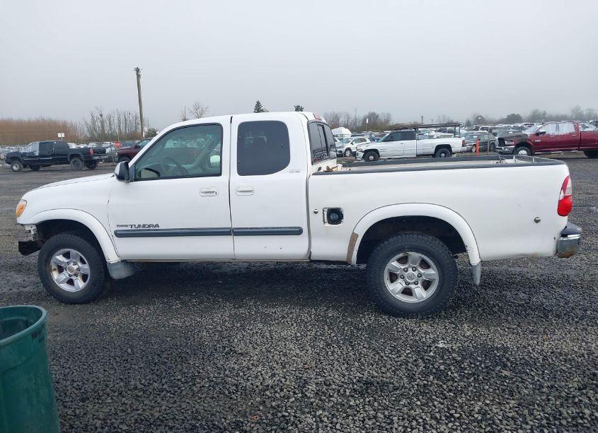 Photo 14 of 2005 Toyota Tundra SR5 V8 (VIN 5TBBT44165S465146)