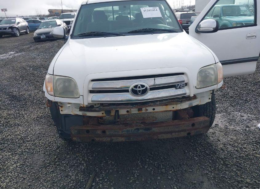 Photo 6 of 2005 Toyota Tundra SR5 V8 (VIN 5TBBT44165S465146)