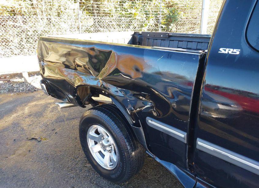 Photo 17 of 2000 Toyota Tundra SR5 V8 (VIN 5TBBT4416YS038148)