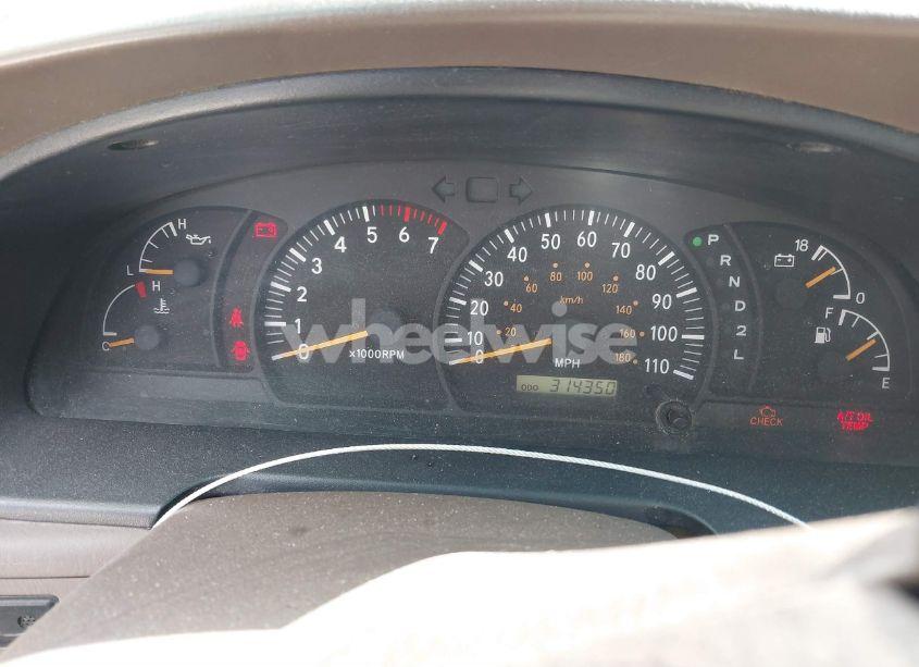 Photo 7 of 2001 Toyota Tundra SR5 V8 (VIN 5TBBT44171S172690)