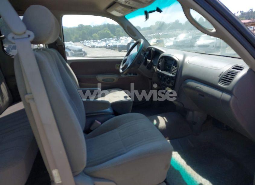 Photo 5 of 2001 Toyota Tundra SR5 V8 (VIN 5TBBT44171S178019)