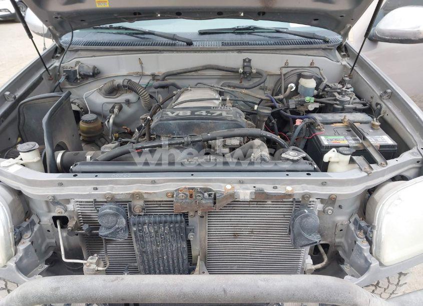 Photo 10 of 2002 Toyota Tundra SR5 V8 (VIN 5TBBT44172S298338)