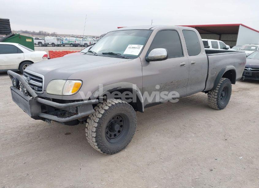 Photo 2 of 2002 Toyota Tundra SR5 V8 (VIN 5TBBT44172S298338)