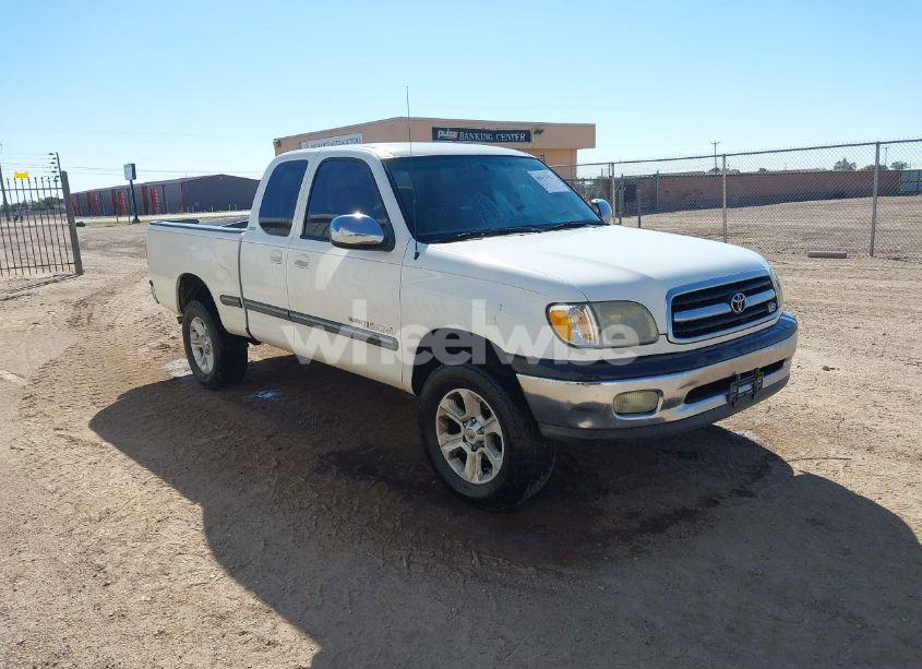 2002 Toyota Tundra SR5 V8 (VIN 5TBBT44172S303005) main photo