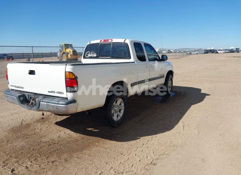Photo 4 of 2002 Toyota Tundra SR5 V8 (VIN 5TBBT44172S303005)