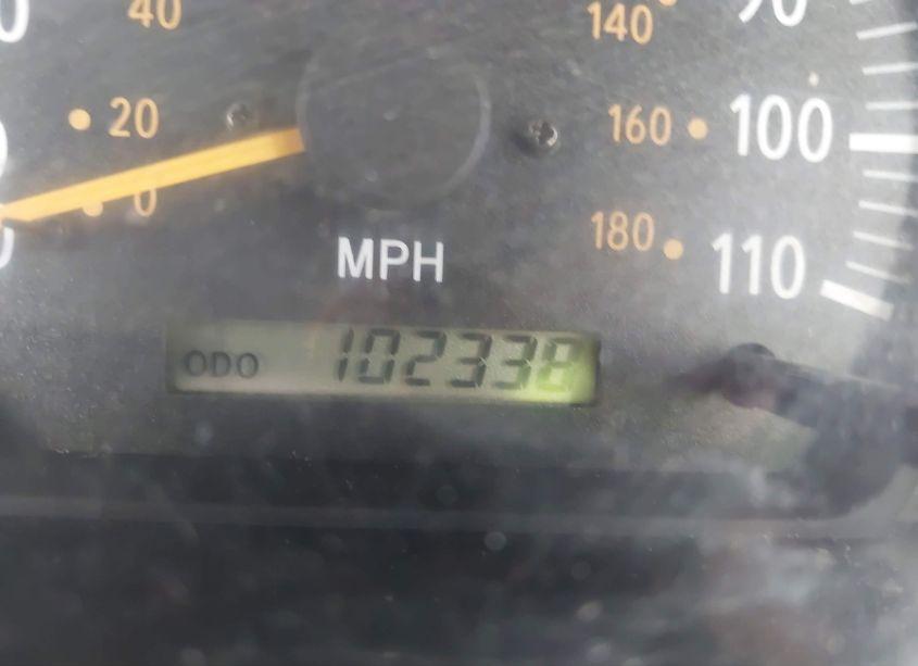 Photo 15 of 2004 Toyota Tundra SR5 V8 (VIN 5TBBT44174S447091)