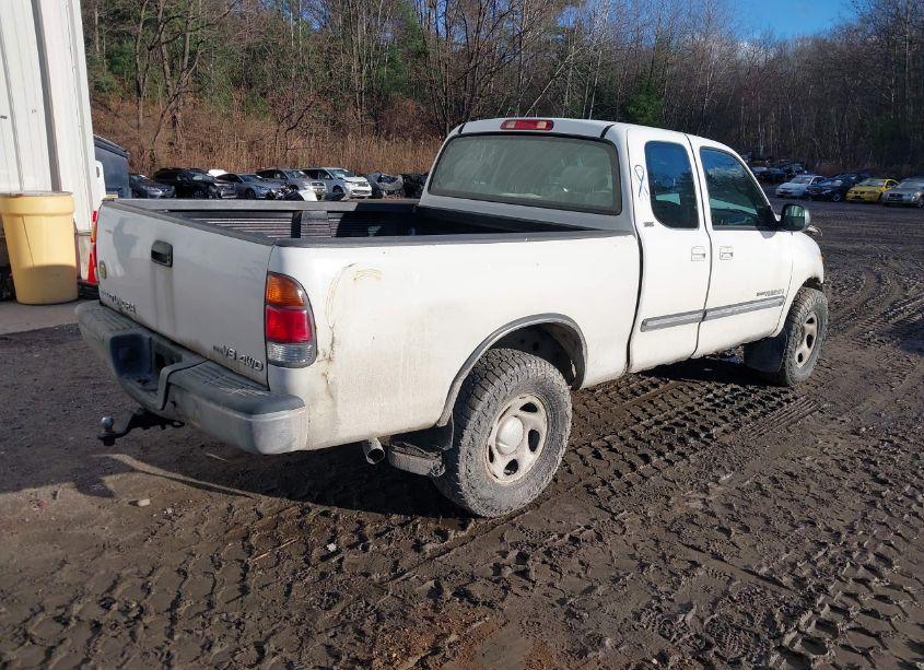 Photo 4 of 2004 Toyota Tundra SR5 V8 (VIN 5TBBT44174S447091)