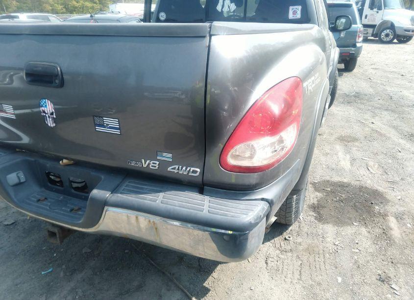 Photo 6 of 2005 Toyota Tundra SR5 V8 (VIN 5TBBT44175S460358)