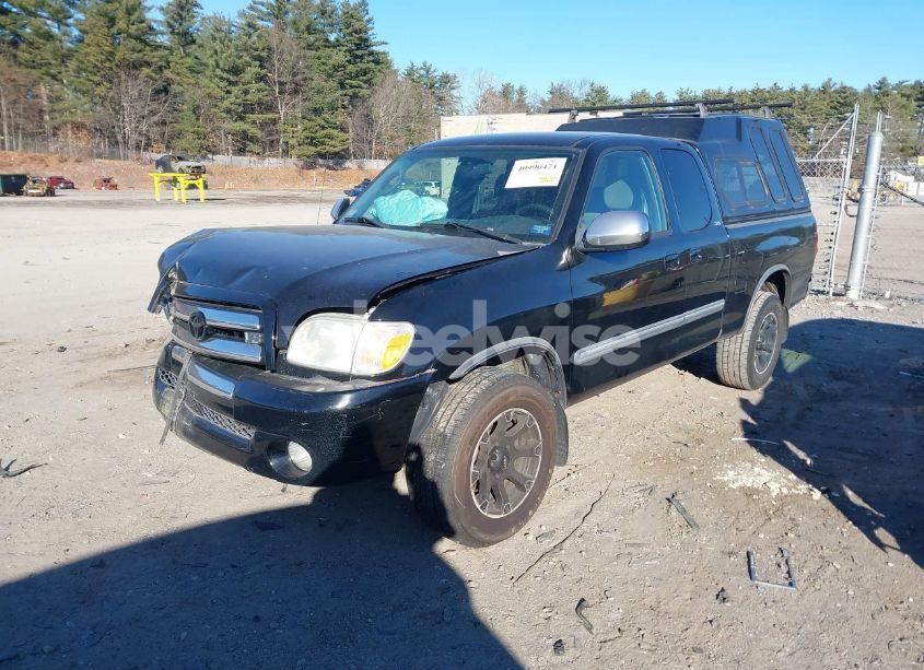 Photo 2 of 2005 Toyota Tundra SR5 V8 (VIN 5TBBT44175S470730)