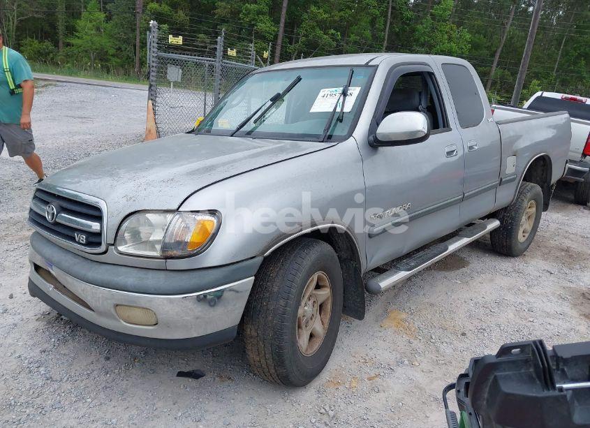 Photo 2 of 2001 Toyota Tundra SR5 V8 (VIN 5TBBT44181S150231)