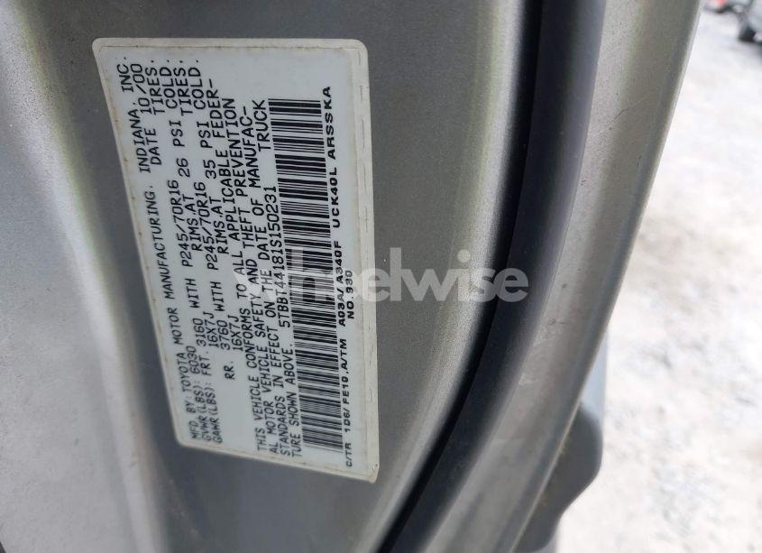 Photo 9 of 2001 Toyota Tundra SR5 V8 (VIN 5TBBT44181S150231)