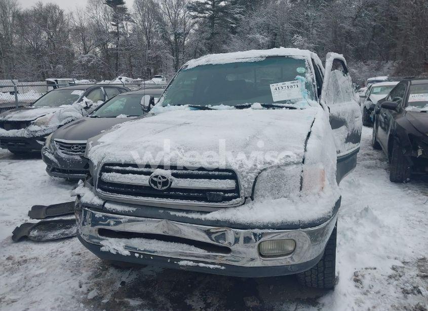 Photo 12 of 2002 Toyota Tundra SR5 V8 (VIN 5TBBT44182S302560)