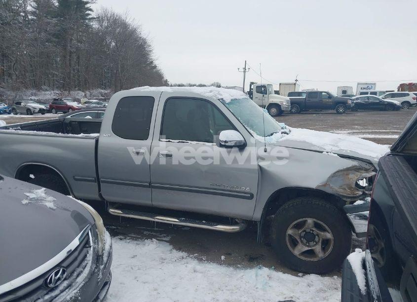 Photo 13 of 2002 Toyota Tundra SR5 V8 (VIN 5TBBT44182S302560)