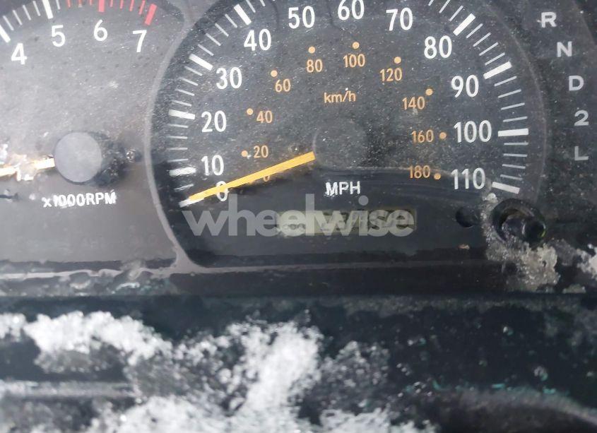 Photo 15 of 2002 Toyota Tundra SR5 V8 (VIN 5TBBT44182S302560)