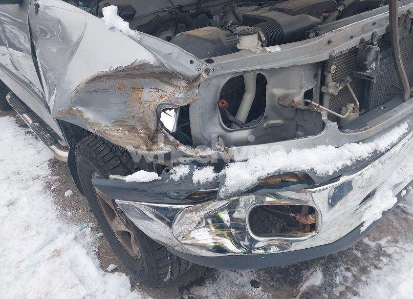 Photo 6 of 2002 Toyota Tundra SR5 V8 (VIN 5TBBT44182S302560)