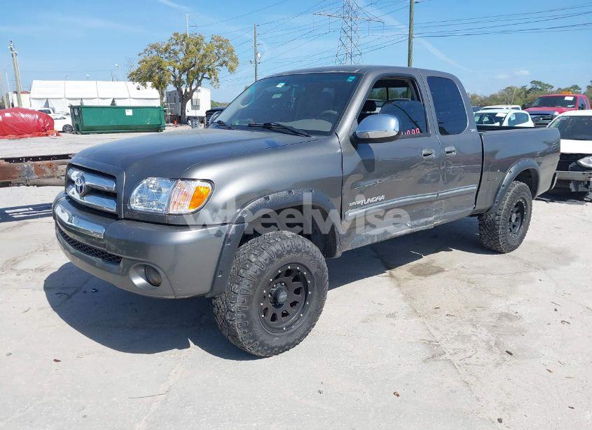 Photo 2 of 2003 Toyota Tundra SR5 V8 (VIN 5TBBT44183S405902)