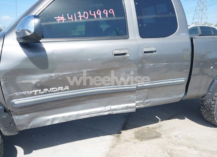 Photo 6 of 2003 Toyota Tundra SR5 V8 (VIN 5TBBT44183S405902)