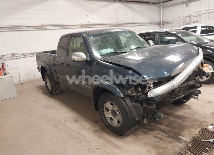 2004 Toyota Tundra SR5 V8 (VIN 5TBBT44184S445611) main photo