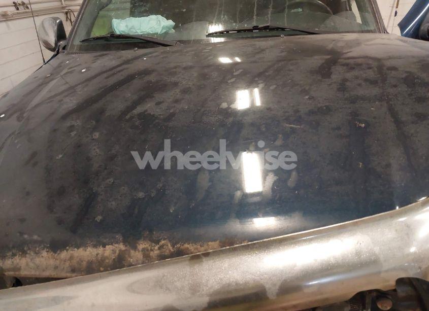 Photo 10 of 2004 Toyota Tundra SR5 V8 (VIN 5TBBT44184S445611)