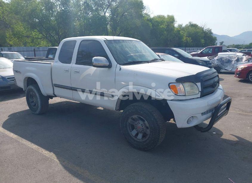 2004 Toyota Tundra SR5 V8 (VIN 5TBBT44184S448508) main photo