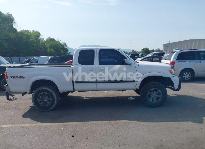 Photo 13 of 2004 Toyota Tundra SR5 V8 (VIN 5TBBT44184S448508)