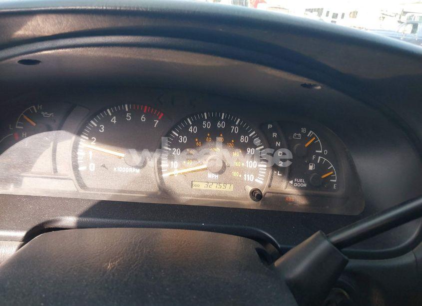 Photo 15 of 2004 Toyota Tundra SR5 V8 (VIN 5TBBT44184S448508)