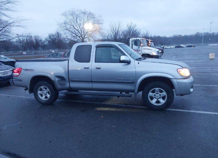 Photo 12 of 2006 Toyota Tundra SR5 V8 (VIN 5TBBT44186S483133)