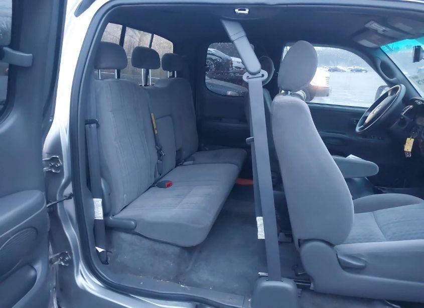 Photo 8 of 2006 Toyota Tundra SR5 V8 (VIN 5TBBT44186S483133)