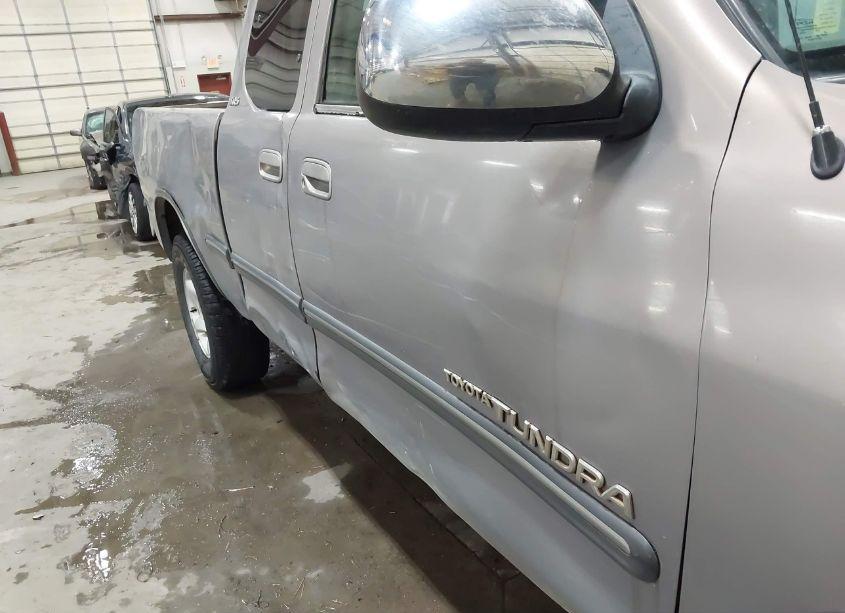 Photo 18 of 2000 Toyota Tundra SR5 V8 (VIN 5TBBT4418YS004566)