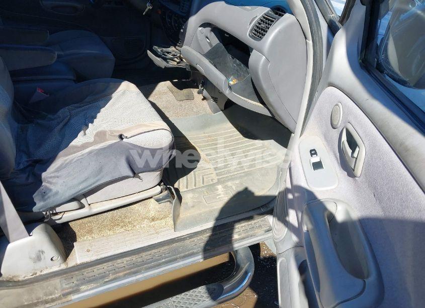 Photo 5 of 2000 Toyota Tundra SR5 V8 (VIN 5TBBT4418YS043819)