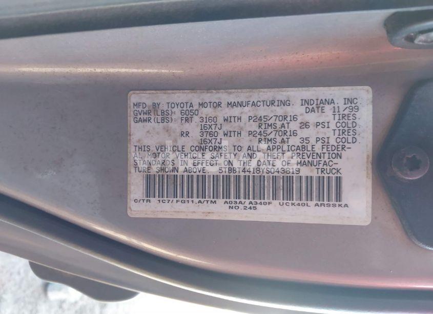 Photo 9 of 2000 Toyota Tundra SR5 V8 (VIN 5TBBT4418YS043819)