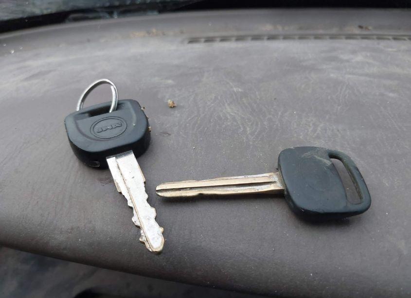 Photo 11 of 2000 Toyota Tundra SR5 V8 (VIN 5TBBT4418YS109849)