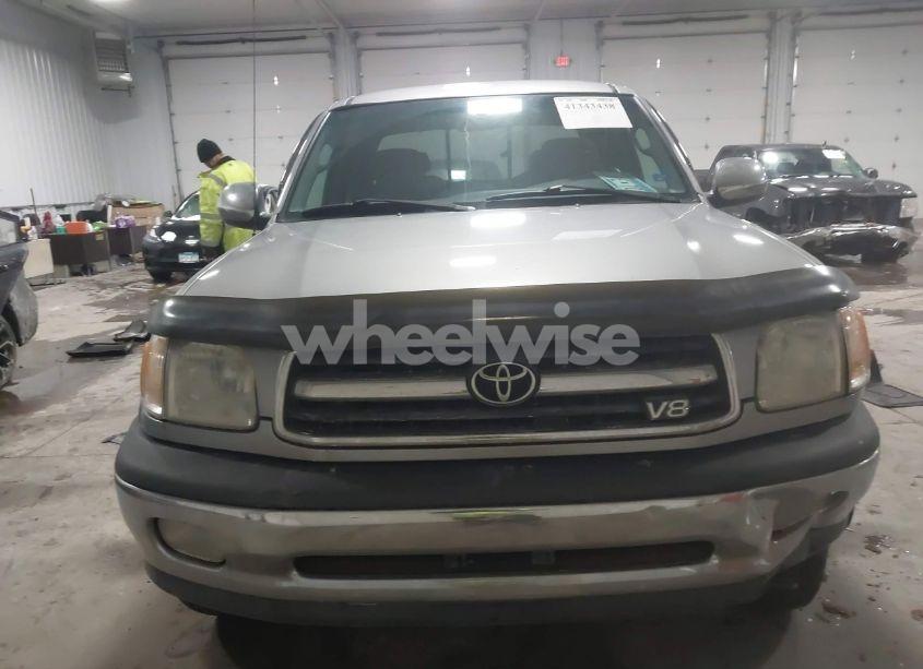 Photo 12 of 2001 Toyota Tundra SR5 V8 (VIN 5TBBT44191S154692)