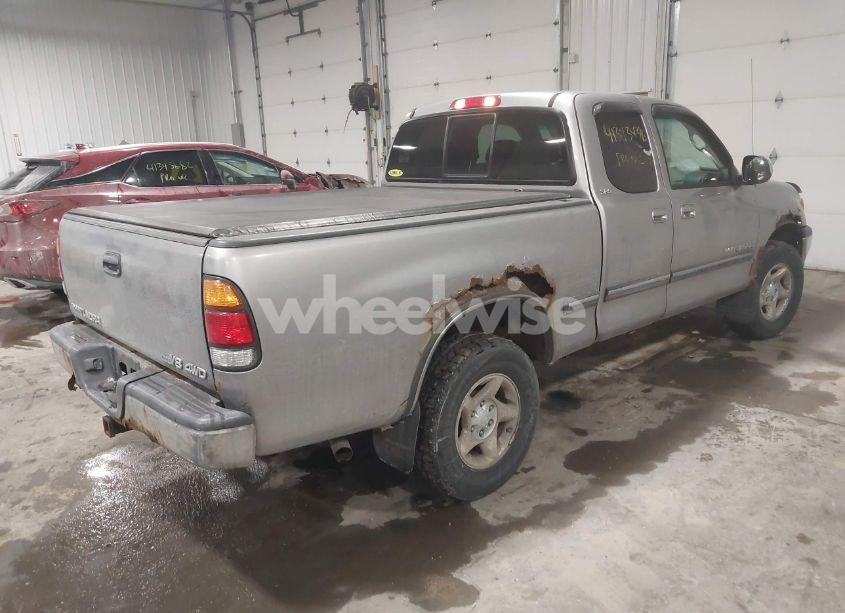 Photo 4 of 2001 Toyota Tundra SR5 V8 (VIN 5TBBT44191S154692)