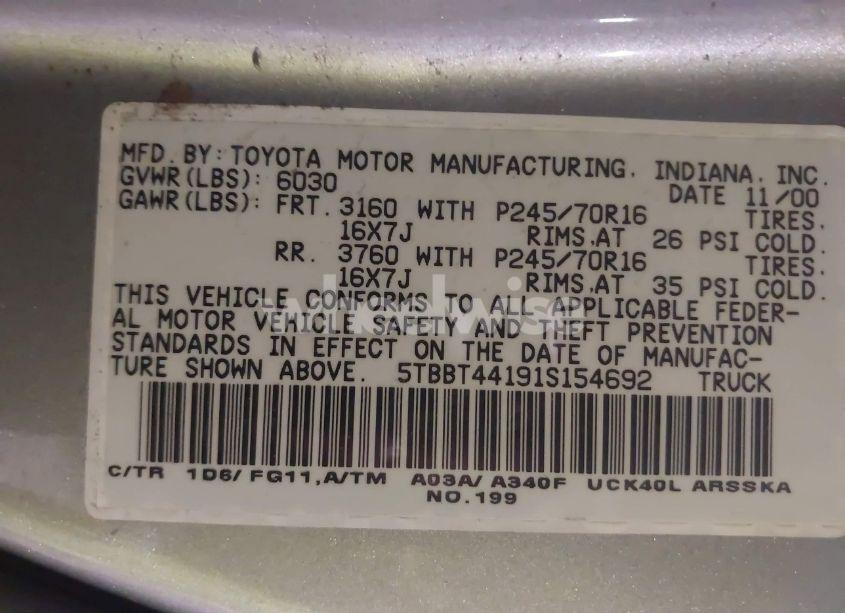 Photo 9 of 2001 Toyota Tundra SR5 V8 (VIN 5TBBT44191S154692)