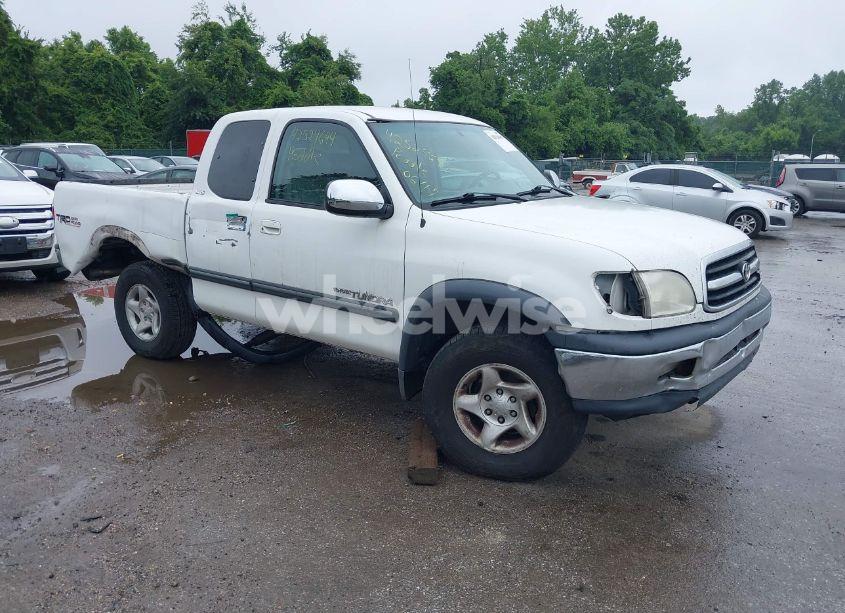 2001 Toyota Tundra SR5 V8 (VIN 5TBBT44191S170021) main photo