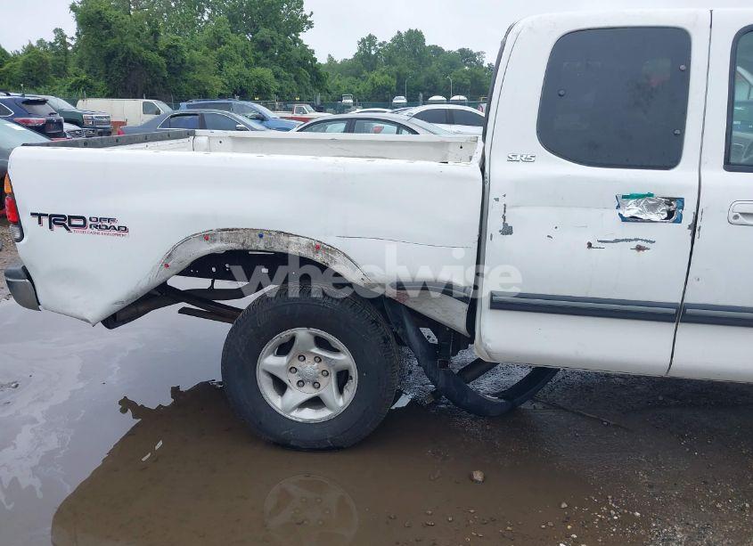 Photo 6 of 2001 Toyota Tundra SR5 V8 (VIN 5TBBT44191S170021)