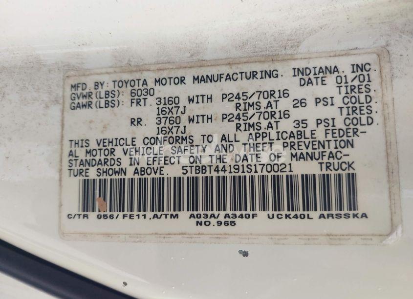 Photo 9 of 2001 Toyota Tundra SR5 V8 (VIN 5TBBT44191S170021)