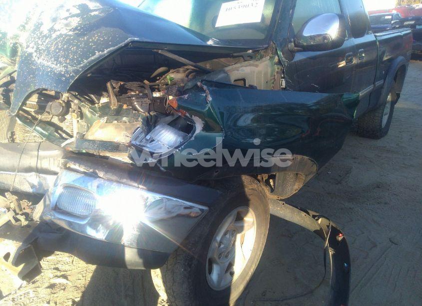 Photo 12 of 2002 Toyota Tundra SR5 V8 (VIN 5TBBT44192S313132)